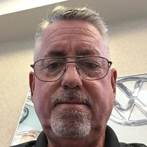 Meet your Posher, Chuck